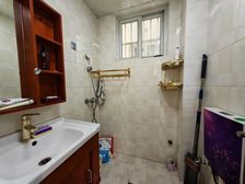 城北齐通旁精装三房带平台花园带车位拎包入住朝南中庭采光好老证