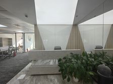 世纪大道高区正对电梯精装7隔断40工位 户型方正拎包入住可注