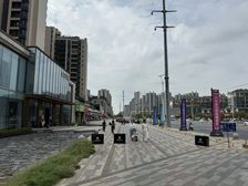 十字路口拐角独栋对面美食街菜场莲塘一中旁适合餐饮医美办公等