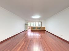 丰融园工商银行家属院中楼层198平米精装南北4室2厅2卫出售