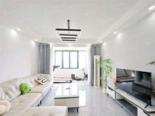 出门就是地铁站 景观楼层 有电梯的哦 价格可谈 随时看房