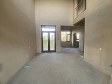 北戴河合院别墅 毛坯任装 大花园 268万 价格大议