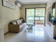 万科四季花城 户型好,已装修,带家具家电,可按揭,