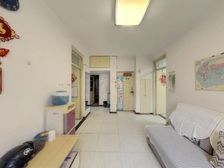 水上公园,地铁,四十二,联盟小区,偏门两室,3楼。