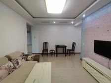 低楼层-钥匙在手 惠小四中教育 房东诚心出 随时看房