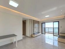 大壮名城 诚心出售 送车位 送家私家电 价格可谈 包税费南向