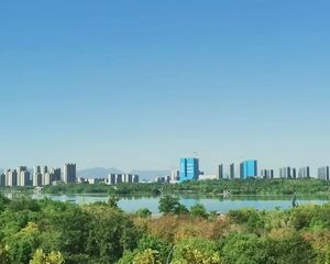 诚心出售 庄园北区191平,湖景房带电梯口车位,498万