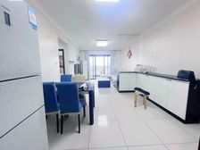 美的翰城 精装三房带车位 价格可谈 首付22万 看房方便 近