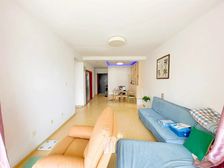 高楼层视野无遮挡 大两居 购物方便 得房率高 车位充足