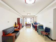 世茂天城 商品住宅 出行方便 小区新 双卫格局 带电梯