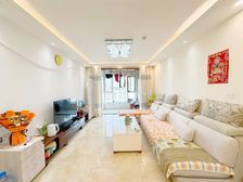 医疗配套成熟 双卫生间 出行方便 得房好 电梯房