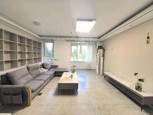 海信天山郡 3室2厅2卫 精装修 99万元