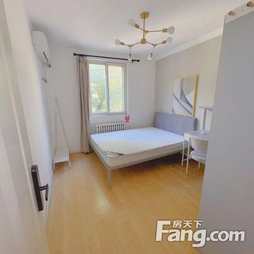  �����ŵ���վ�˴�������������3�㾫װ����Գ������¼�200 