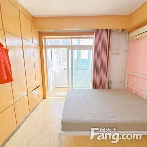  �����ŵ���վ�·����г��Ժ긣԰С�����ϴ����Դ���̨ �׼۳��� 