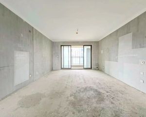 医疗配套成熟 满五 交通便利 产权清晰 房龄新