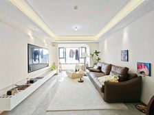 保利熙悦 商圈成熟 得房率高 次新房 有电梯 中间楼层采光好