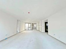 现房!产权清晰,高楼层视野好,带电梯,低密度社区,次新房