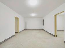 君御世家 出行方便 医疗配套成熟 近地铁 高楼层视野好