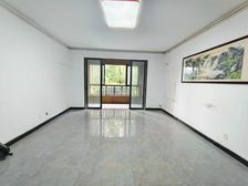 精装修 有电梯 满五 近地铁 交通便利 产权清晰