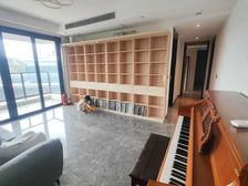 荔湾保利花海湾南北通透四居 满五精装低层户型