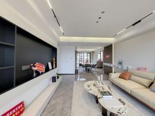 西区看哪里,看这里,4房改善型,全新未住过