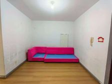 房主急售 户型方正 新铺木地板 性价比高 随时看房