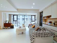 轻轨站旁 次新小区 精装洋房带地暖