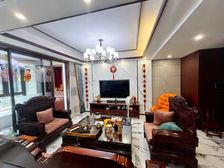 万达旁洋房自住豪装,通透4房,大阳台户型,房东特价急售