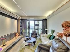 华荟特惠 四开间朝南 装修新颖 电梯中层 税费低