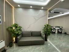 观山湖美的财智中心地铁口精装修130拎包办公家具齐全