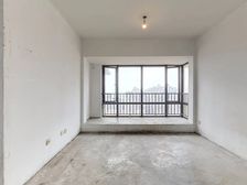 雅戈尔潇邦西区88平三房,毛坯,好楼层,星湾书包可以用!