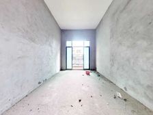 天明御华庭 70万 3室2厅2卫 毛坯,南北通透 安静 看园