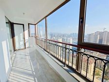 海尚府 精装修 全明设计 视野采光好 诚意出售