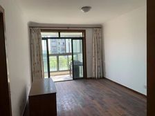 急出近地铁!7五 个价格可谈!南北通一室一厅带阁楼!随时看房