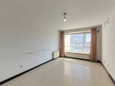 鸿博家园一区简装三居 可按揭 随时看房 诚心出售 带电梯