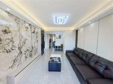 12世家园 小高层次顶楼 ,急售 精装