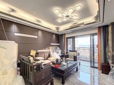 峰湖御境 诚心出售 送车位送家私家电 价格可谈 包税南向