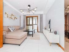 香溢花城 2室2厅1卫 简单装修 810万元