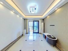 广钢新城精装三房 满五东向低层 地铁口107平