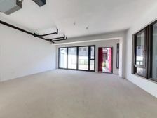 亦庄南 兴创联排别墅 地下两层地上三层 使用空间大 可种花菜