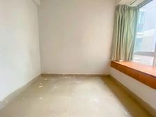 保利香槟花园(A区) 3室2厅2卫 普通装修 108万元