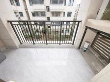 不靠外环位置好! 花园洋房 2020年房龄,精装修,带地暖!