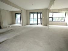 绿城·春熙海棠 115平3居 南北向精装修 着急出售