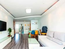 出门9号线地铁 小区中间位置 送15平米车库