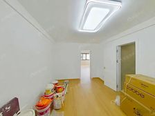 新上笋盘,随时看房,南北通透,采光刺眼