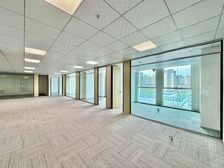 龙泉书房地铁站!精装甲级纯写丨新盘特价 整层丨大小面积均有