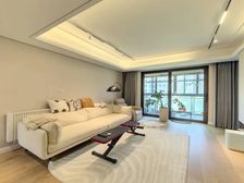 陆家嘴锦绣前城 4室2厅 143.22平