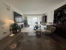 200平大平层 豪华装修 2021年次新社区 带车位