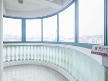 普陀 万景园 超大弧形阳台 电梯三房 近地铁 有钥匙 随时看