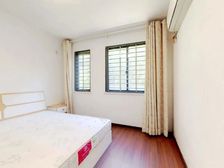 宜浩佳园南北通透两房 底层带阳台 单价1.44万